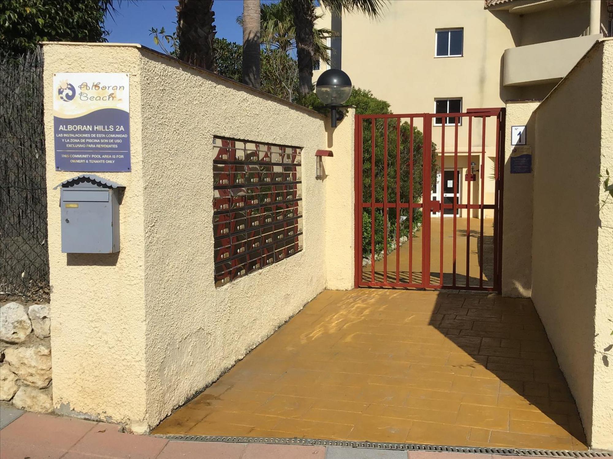 Alboran Hills Holiday Appartment Manilva Exterior photo